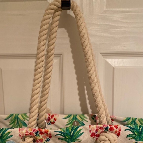 Pineapple Tote, Large Pineapple Beaded Canvas Tote With Large Rope Handles - Picture 3 of 16